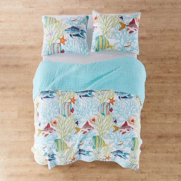 Amazon.com: Levtex Home Beachwalk Full/Queen Quilt Set  Levtex Home Beachwalk Fish Print Ocean 3Pcs FULL/QUEEN Quilt Set NEW